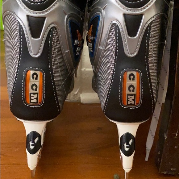 CCM Vector 130 ZG Hockey Skates - Picture 5 of 7